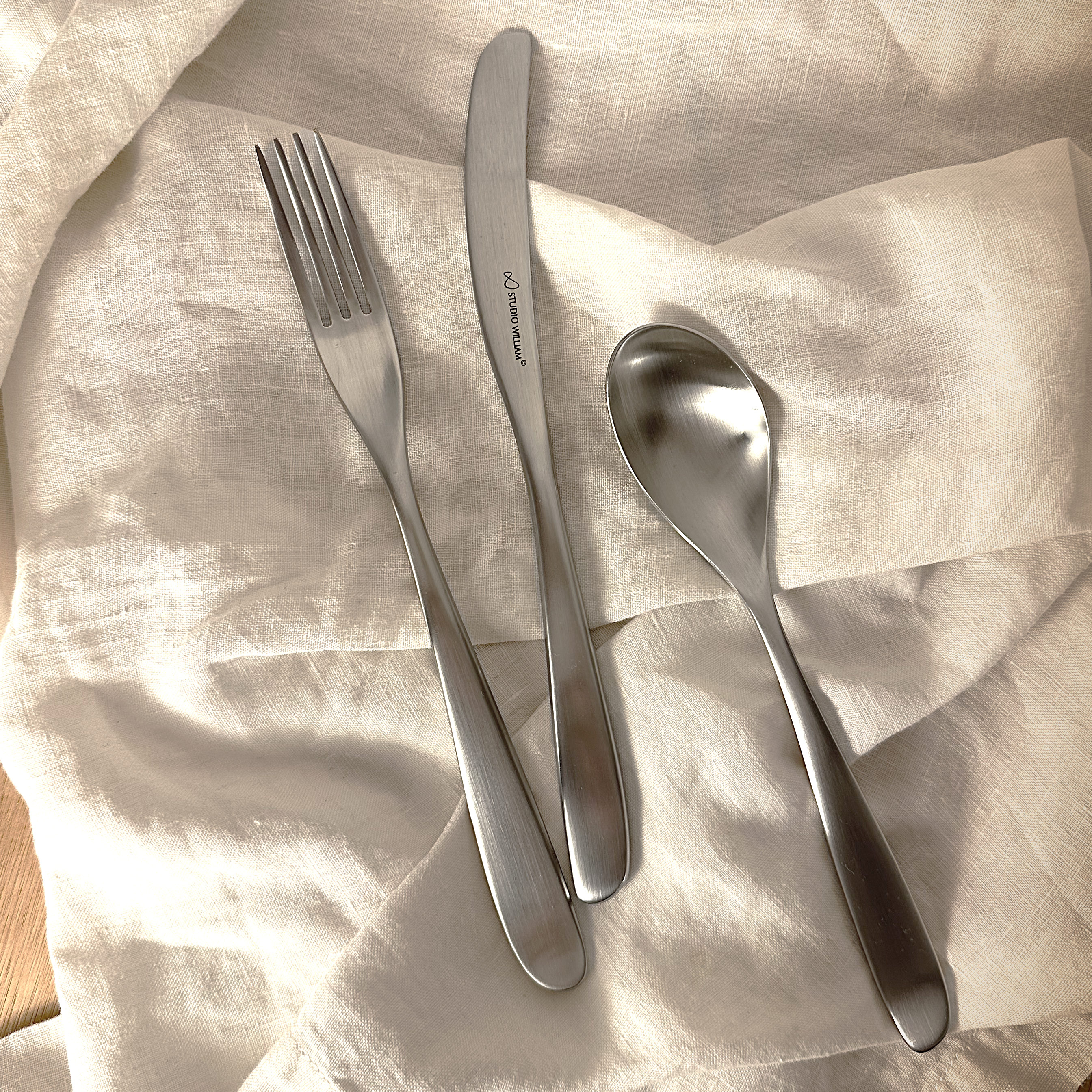 Olive Satin 42 Piece Cutlery Set - Image 5